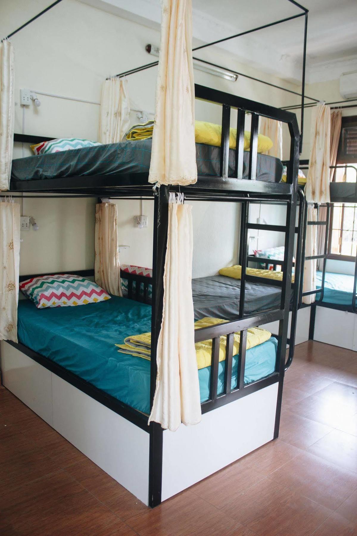 Bookaholic Hostel Дананг Екстер'єр фото